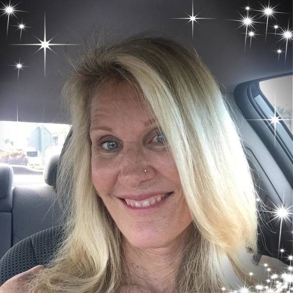 Meet your Posher, Kathy - Picture 1 of 1